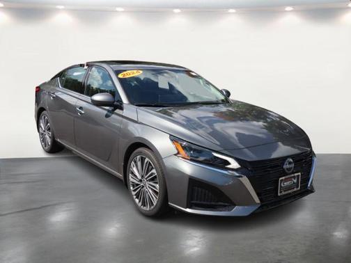 2024 Nissan Altima 2.5 SL