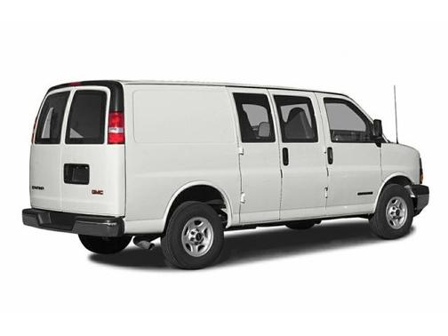 2004 GMC Savana 2500 Base