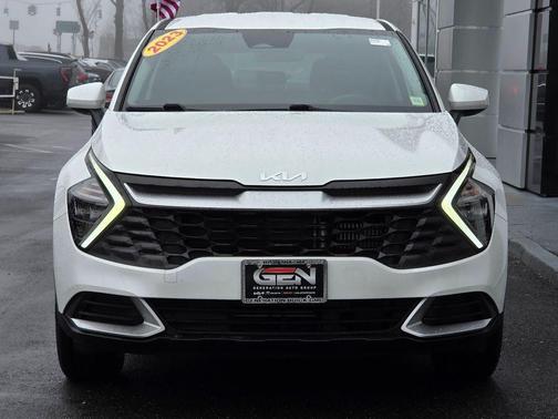 2023 Kia Sportage Hybrid LX