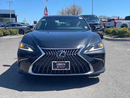 2022 Lexus ES 350 Base