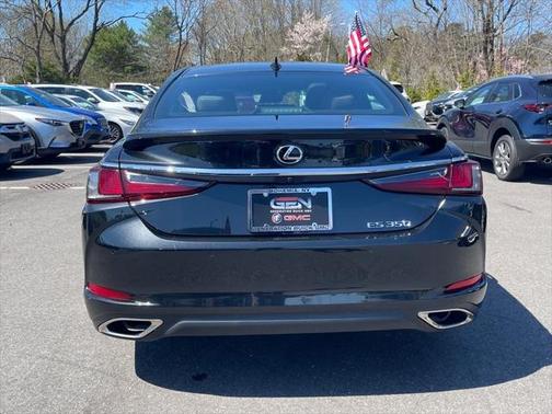 2022 Lexus ES 350 Base