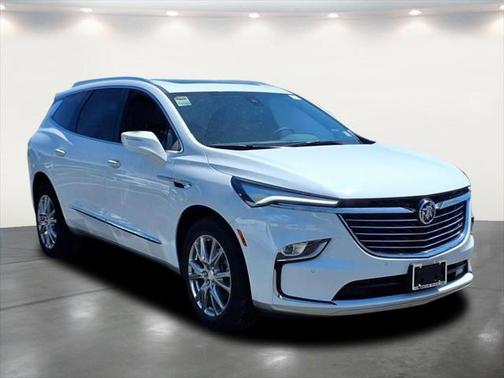 2022 Buick Enclave AWD Essence