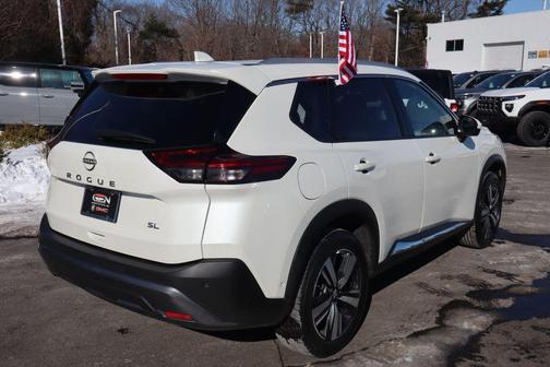 2023 Nissan Rogue SL