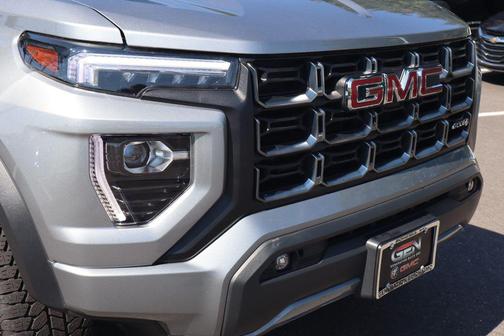 2023 GMC Canyon AT4