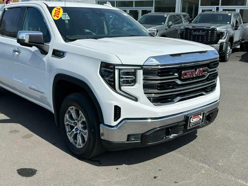 Summit White 2024 GMC Sierra 1500 SLT