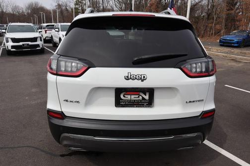 Bright White Clearcoat 2021 Jeep Cherokee Limited