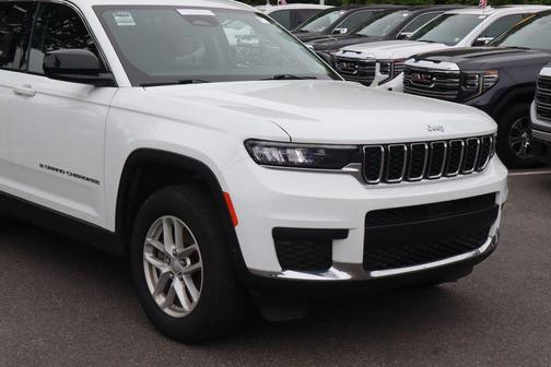 Bright White Clearcoat 2024 Jeep Grand Cherokee L Laredo