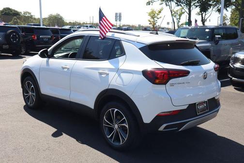 2022 Buick Encore GX Select