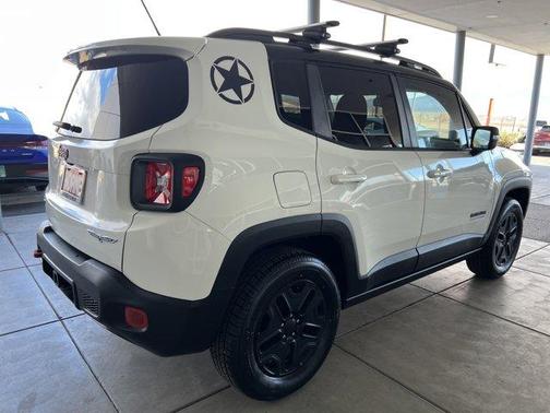 2017 Jeep Renegade Trailhawk