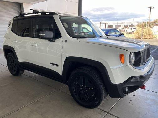 2017 Jeep Renegade Trailhawk