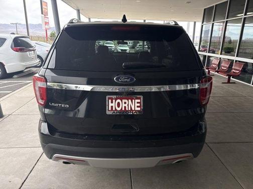 Black 2017 Ford Explorer Limited
