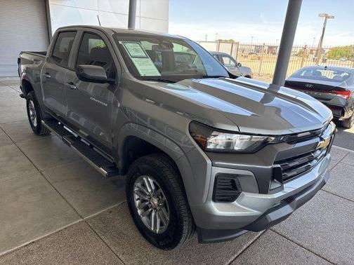 Sterling Gray Metallic 2026 Chevrolet Colorado LT