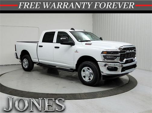 2025 RAM 2500 Tradesman Crew Cab 4x4 6'4' Box