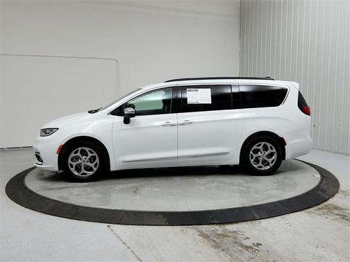 2023 Chrysler Pacifica Limited