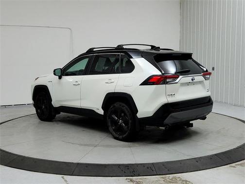 2021 Toyota RAV4 Hybrid SE