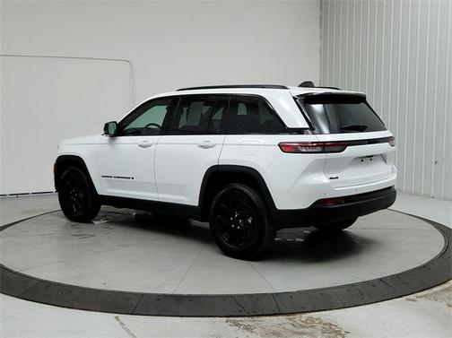 2024 Jeep Grand Cherokee Altitude