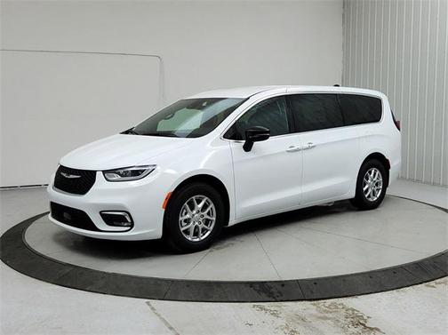 2025 Chrysler Pacifica L