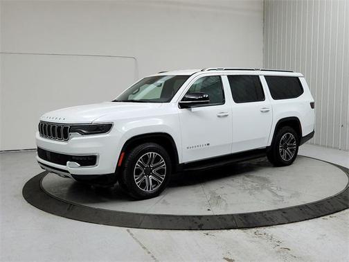 2024 Jeep Wagoneer L Series II 4x2
