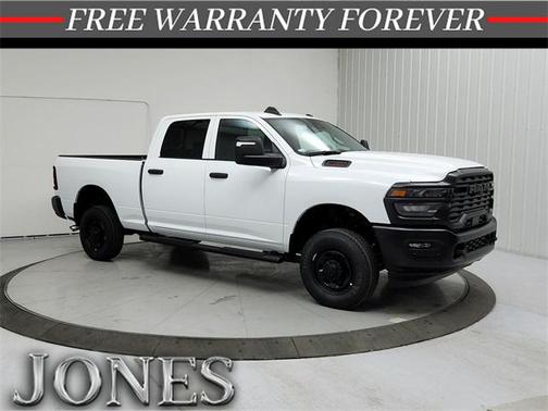 2025 RAM 2500 Tradesman Crew Cab 4x4 6'4' Box