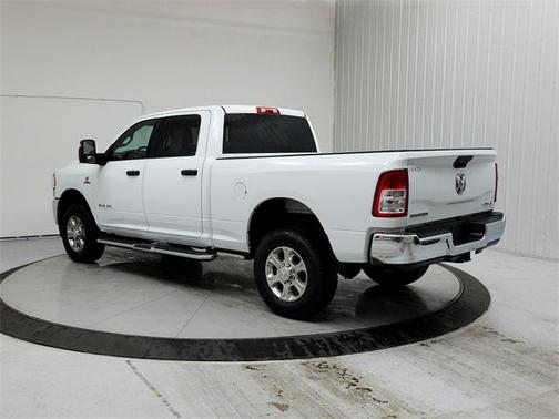 2023 RAM 2500 Big Horn Crew Cab 4x4 6'4' Box