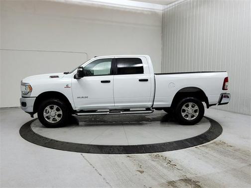 2023 RAM 2500 Big Horn Crew Cab 4x4 6'4' Box