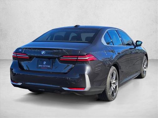 2025 BMW i5 xDrive40