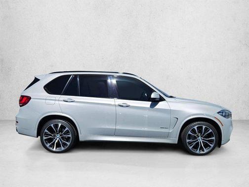 Alpine White 2018 BMW X5 xDrive50i