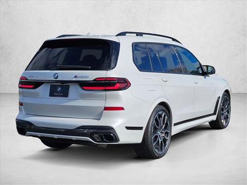 2026 BMW X7 M60i