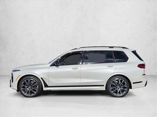 2026 BMW X7 M60i