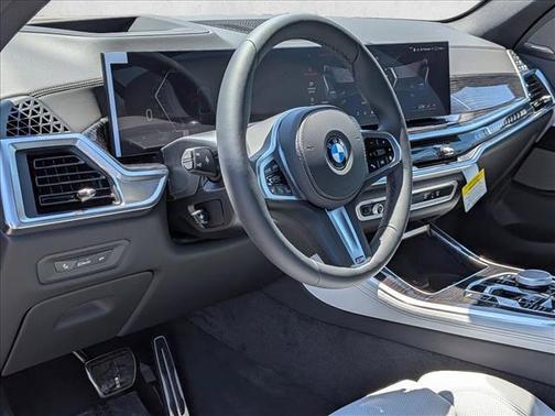 Skyscraper Grey Metallic 2026 BMW X5 xDrive40i