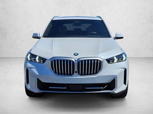 Mineral White Metallic 2026 BMW X5 xDrive40i