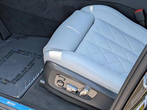 Manhattan Green Metallic 2026 BMW X5 PHEV xDrive50e