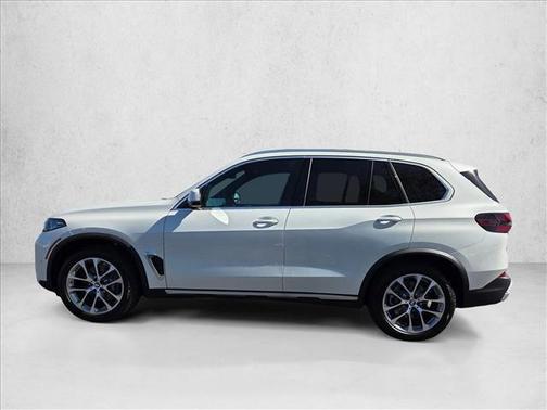 Mineral White Metallic 2026 BMW X5 sDrive40i