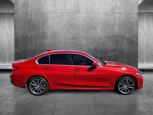 2019 BMW 330 xDrive