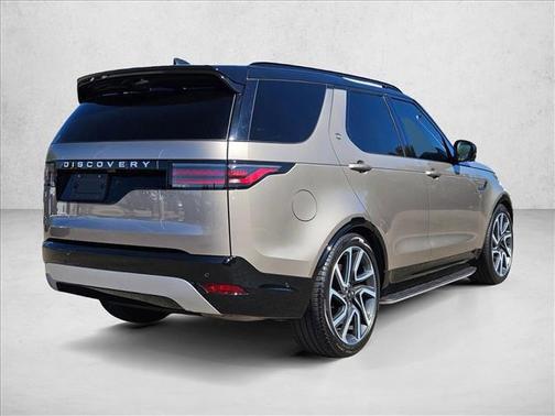 2024 Land Rover Discovery P360 Metropolitan Edition