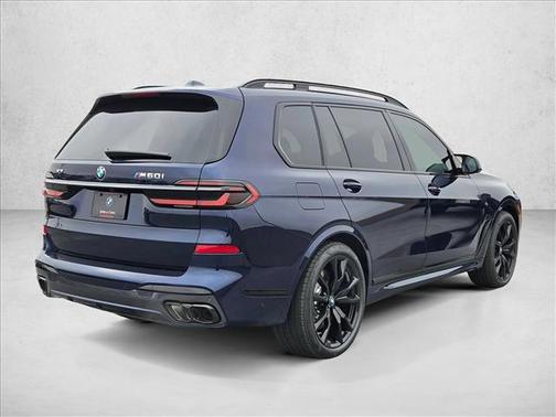 2026 BMW X7 M60i