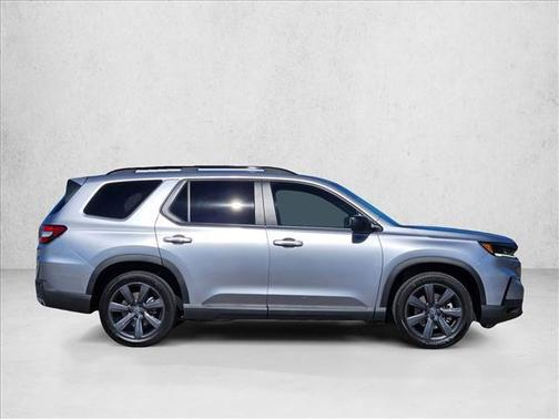 2023 Honda Pilot AWD Sport