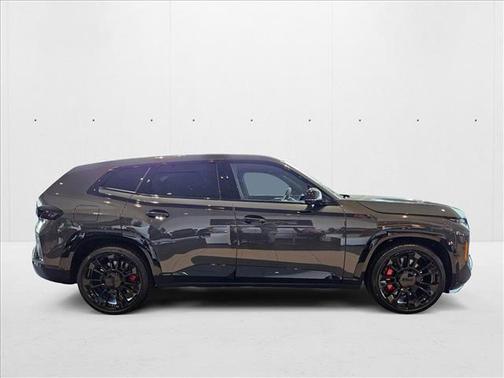 2025 BMW XM Label Red