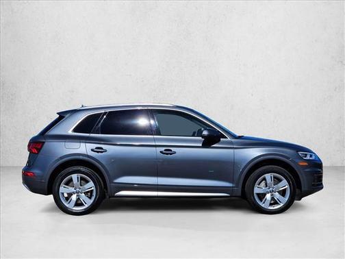 2018 Audi Q5 2.0T Premium Plus