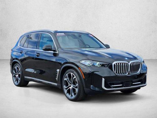 Black Sapphire Metallic 2025 BMW X5 PHEV xDrive50e
