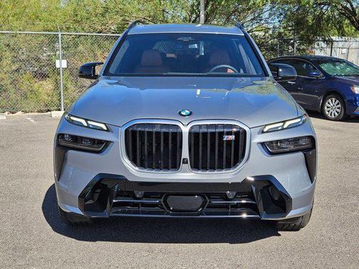 2026 BMW X7 M60i
