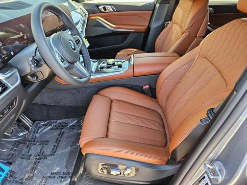 2026 BMW X7 M60i