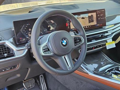 2026 BMW X7 M60i