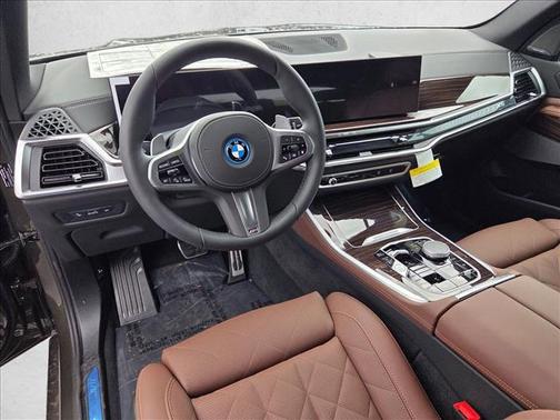 Manhattan Green Metallic 2026 BMW X5 PHEV xDrive50e
