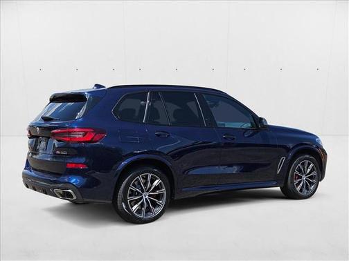 2023 BMW X5 M50i