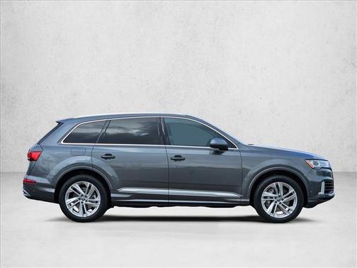 2020 Audi Q7 55 Premium Plus