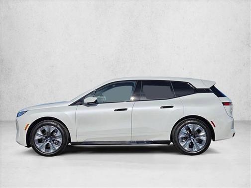 2026 BMW iX xDrive45