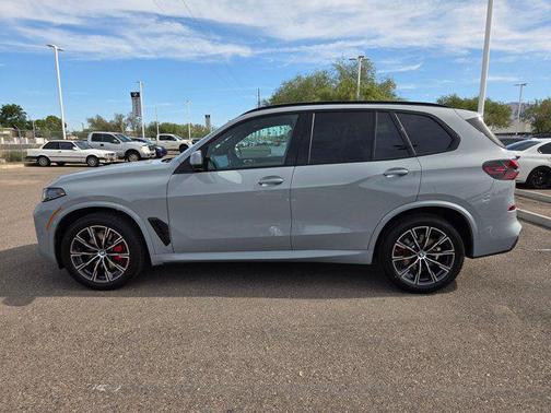 Brooklyn Grey Metallic 2026 BMW X5 xDrive40i