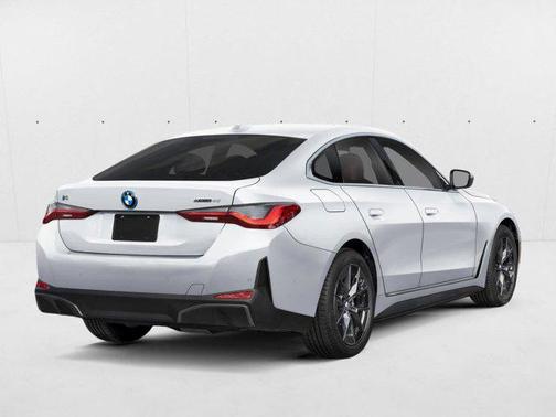 Mineral White Metallic 2026 BMW i4 Gran Coupe eDrive40