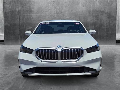 2024 BMW i5 eDrive40